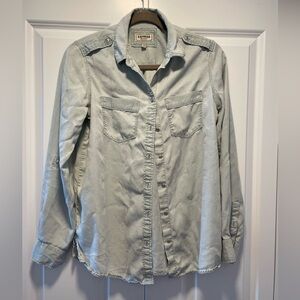 Express light wash boyfriend button up shirt